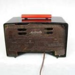 1941 Iconic Motorola Black & Red “S” Grill Catalin Bakelite Tube Radio