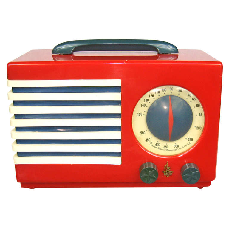 1940’s Emerson Red, White and Blue Patriot Catalin / Bakelite Tube Radio